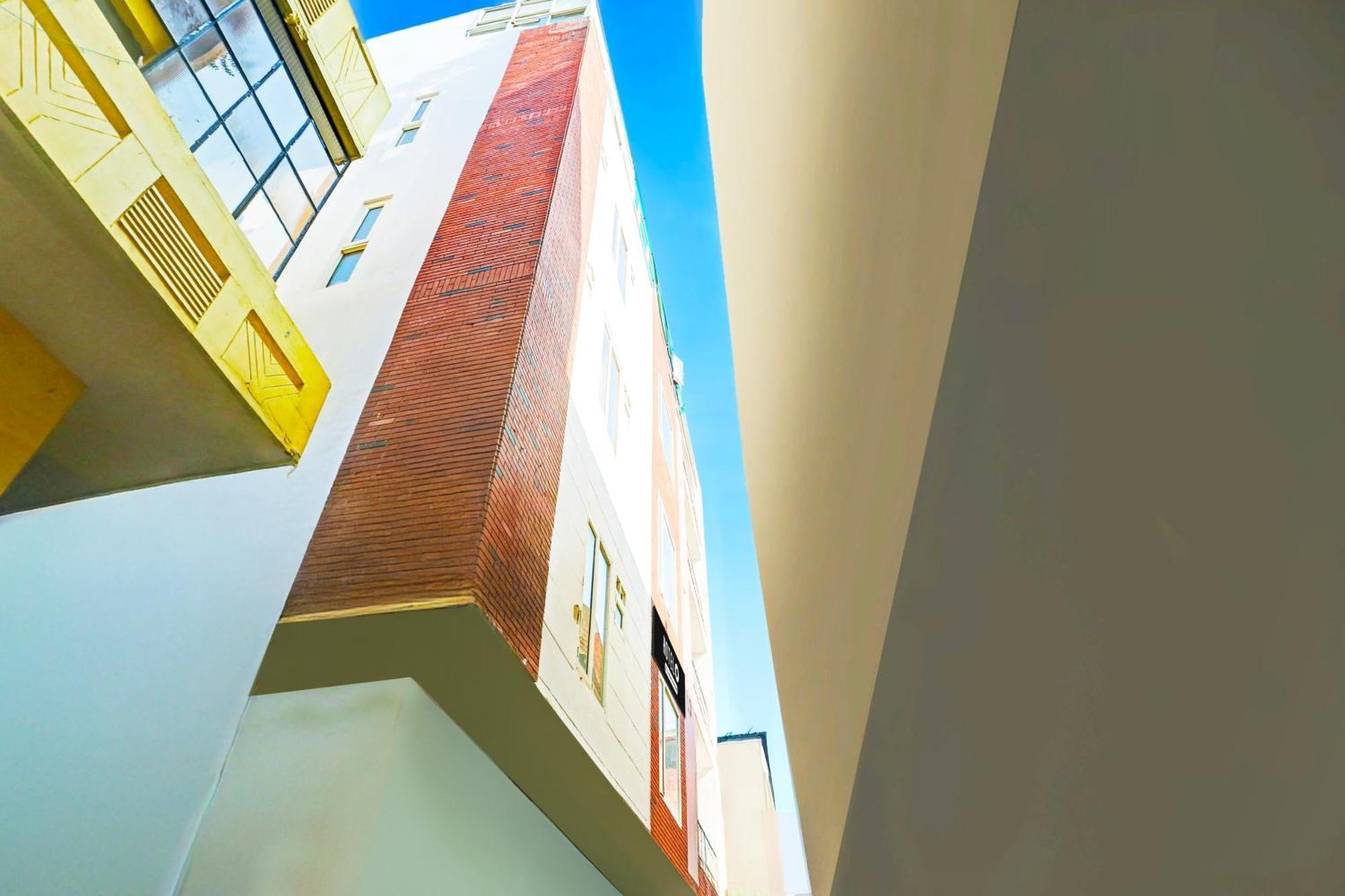 Super Hotel O Sector 45 Formerly Manyavar Chandīgarh Εξωτερικό φωτογραφία