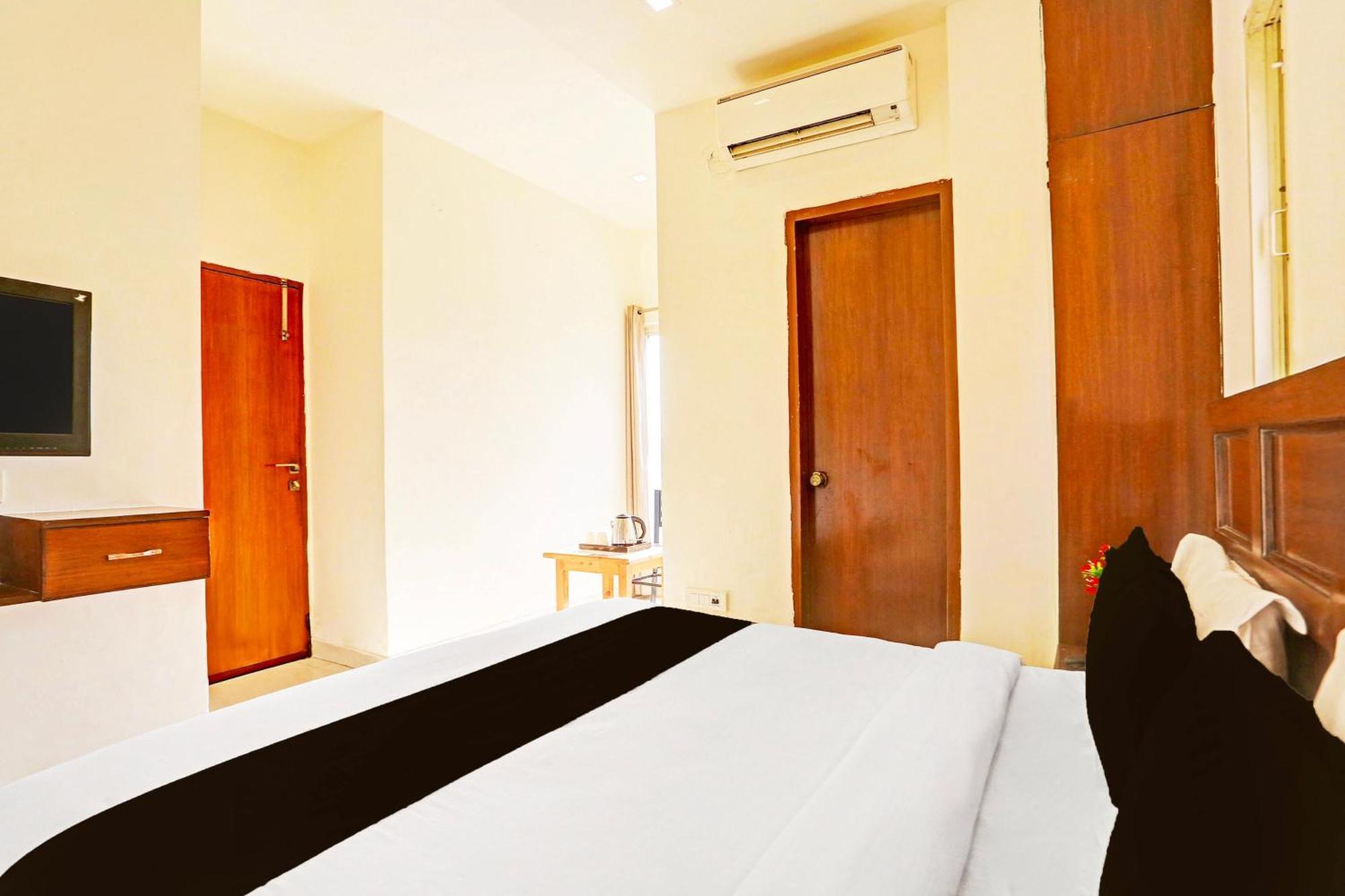 Super Hotel O Sector 45 Formerly Manyavar Chandīgarh Εξωτερικό φωτογραφία