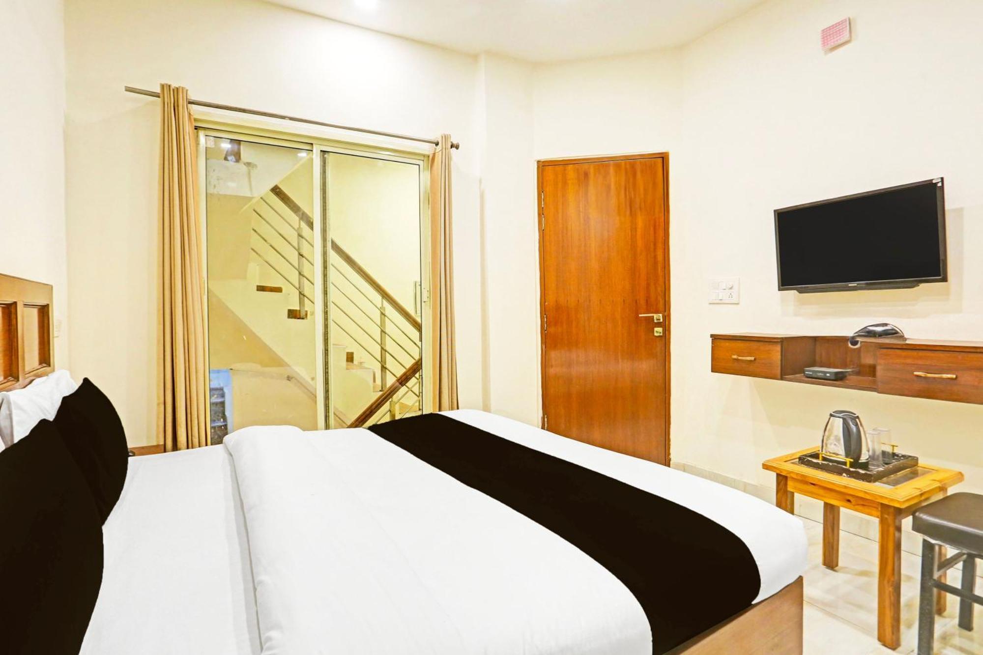 Super Hotel O Sector 45 Formerly Manyavar Chandīgarh Εξωτερικό φωτογραφία